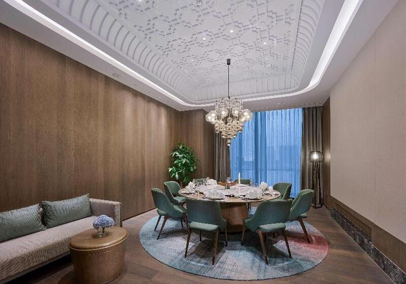 호텔 Doubletree By Hilton Qidong, China