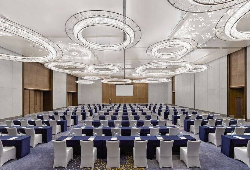 호텔 Doubletree By Hilton Qidong, China