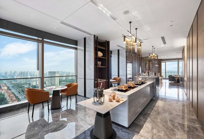 호텔 Doubletree By Hilton Qidong, China