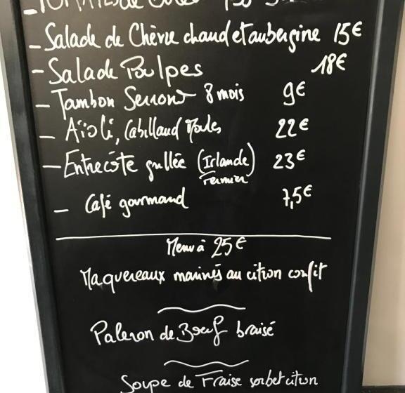 ベッドアンドブレックファースト Le Belvédère   Chambres D Hôtes De Charme Et Restaurant