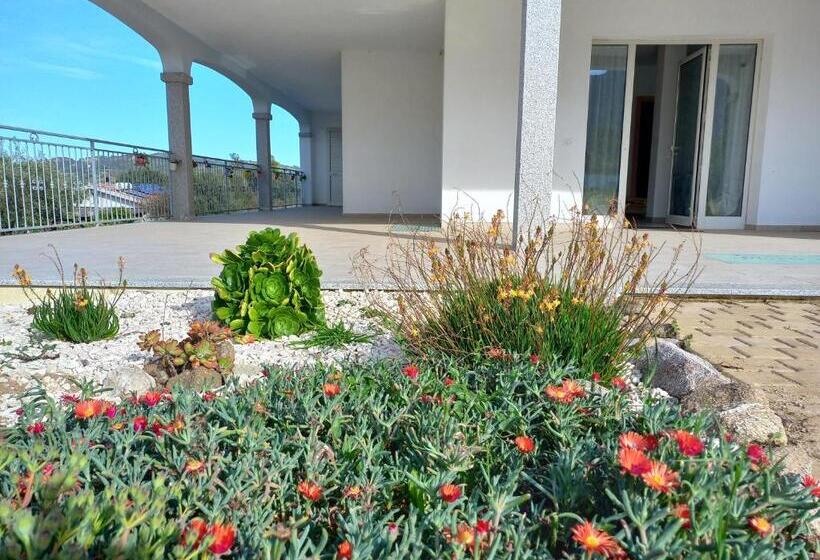 فندق Agriturismo B&b Mares E Montes De Marrante