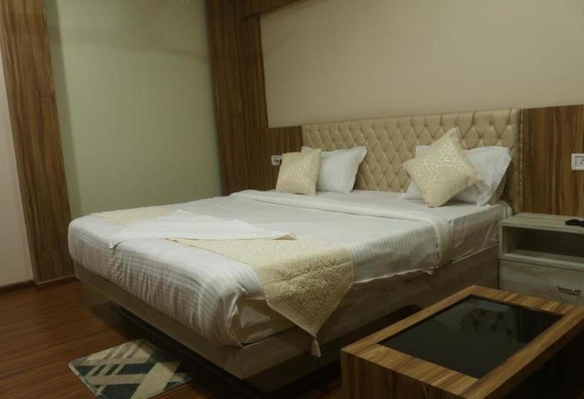 בית מלון כפרי Himalaya