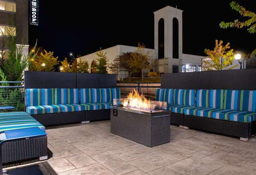 فندق Home2 Suites By Hilton Anderson Downtown