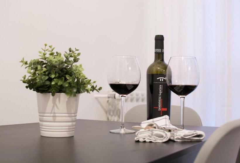 4 Star Bologna Train Station   Self Check In