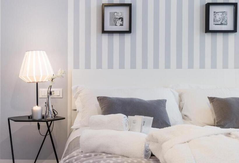 4 Star Bologna Train Station   Self Check In