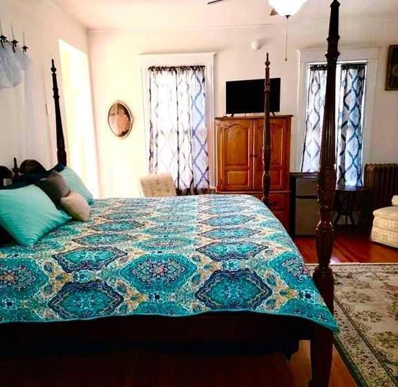 Historic 1912 Hoover House Bed And Breakfast