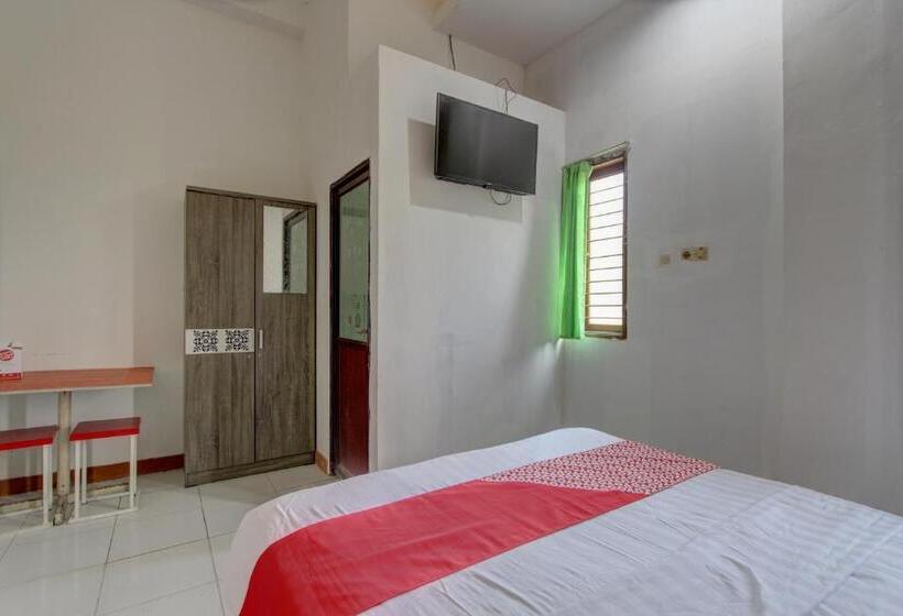 فندق Capital O 91690 Moza Guest House