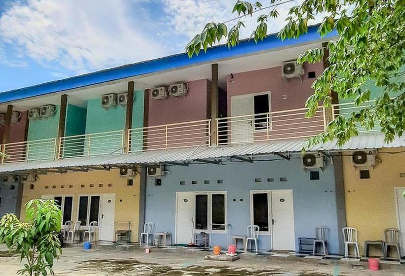 فندق Sky In Homestay Syariah Near Rsud Sogaten