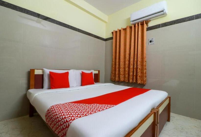 בית מלון כפרי Spot On Raja Lodge