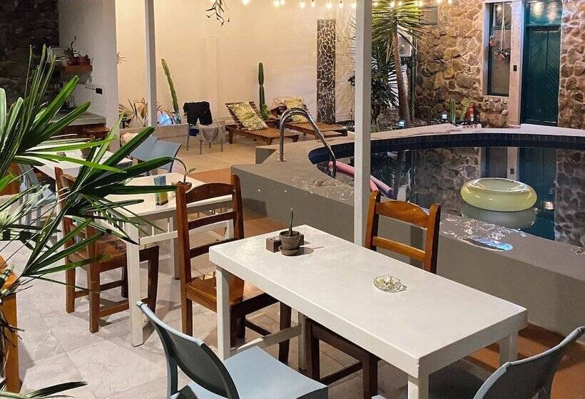 پانسیون Casa Pimampiro