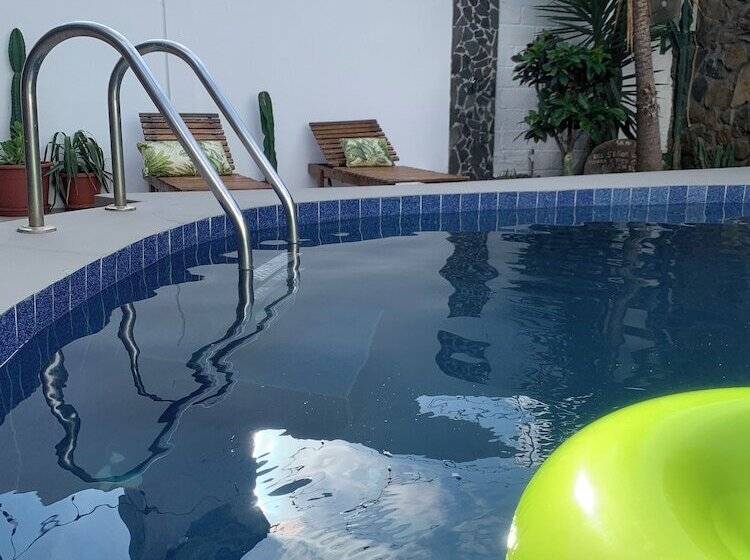 پانسیون Casa Pimampiro