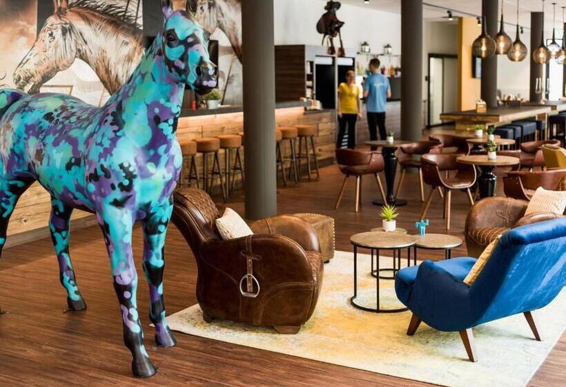 The Niu Saddle   Apartments