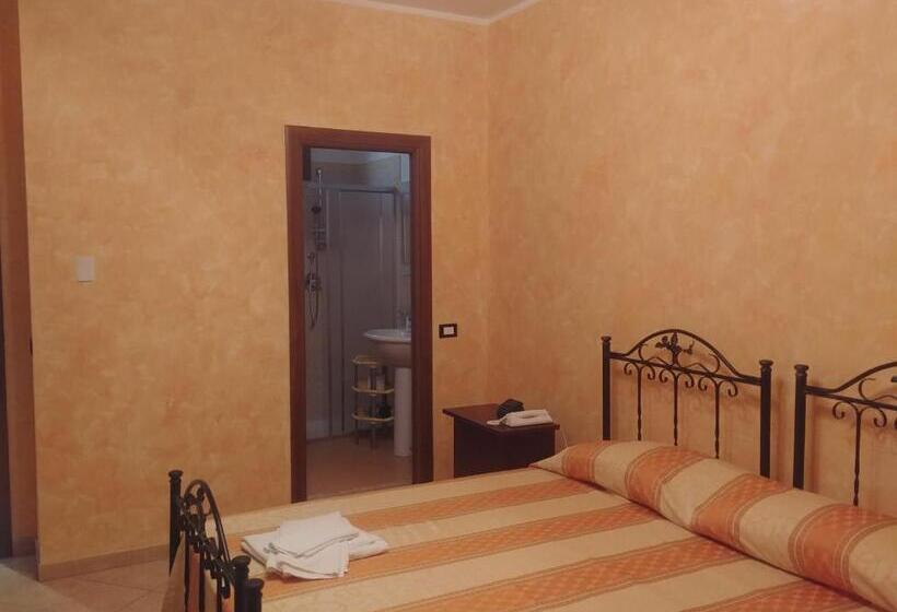 تختخواب و صبحانه Paradise House