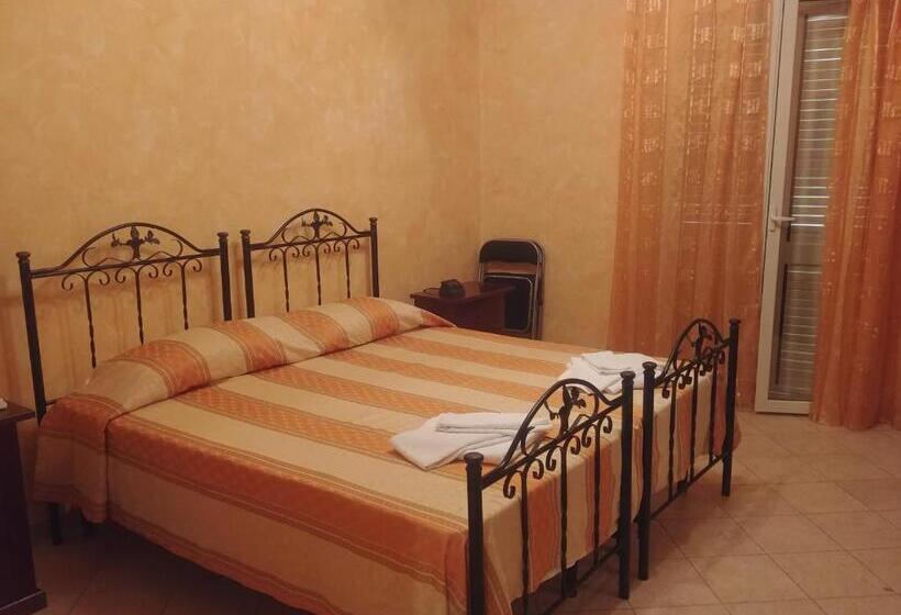 تختخواب و صبحانه Paradise House
