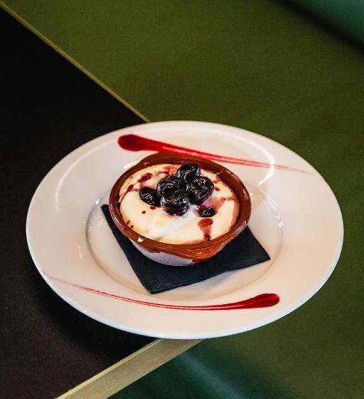 Отель Ibis Styles Castelnaudary