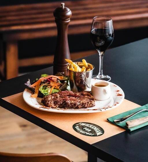 Отель Ibis Styles Castelnaudary