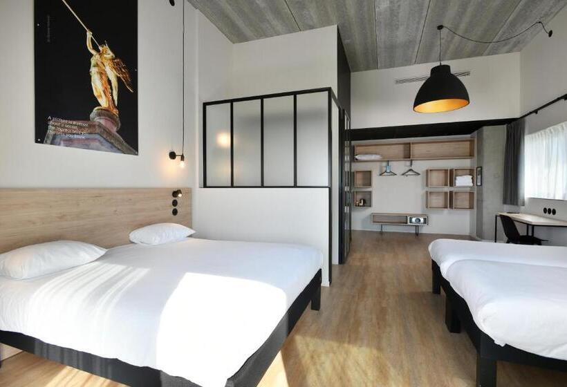 בית מלון כפרי Ibis Styles Namur