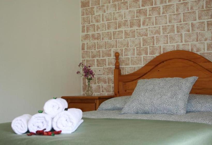 膳宿费 Fonda Naval