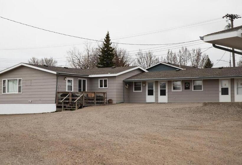 East Side Motel & Cabins