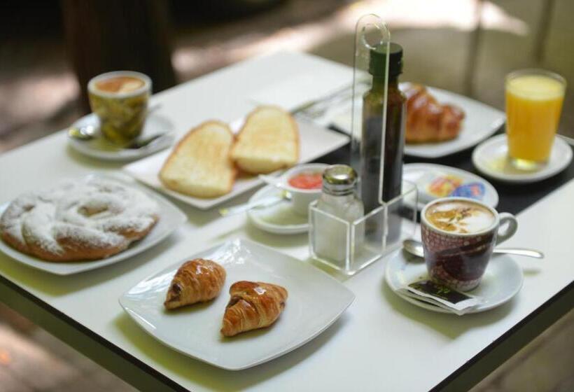 مبيت وإفطار Md Modern Hotel   Jardines