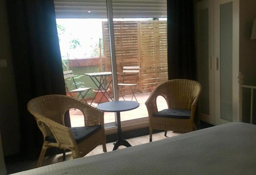 مبيت وإفطار Md Modern Hotel   Jardines