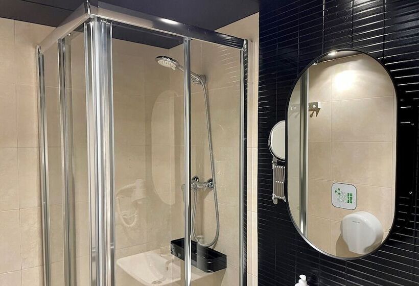 مبيت وإفطار Md Modern Hotel   Jardines