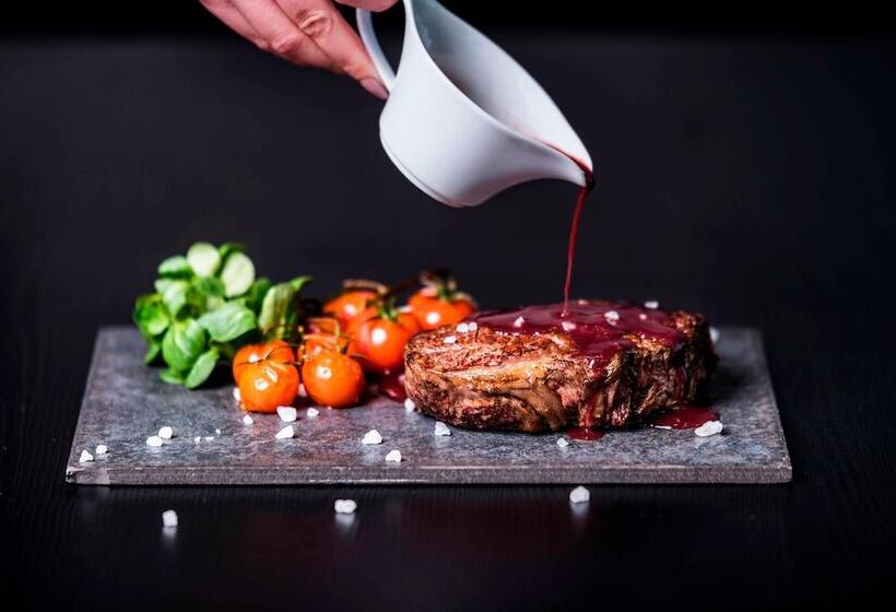 فندق Courtyard By Marriott Prague Airport