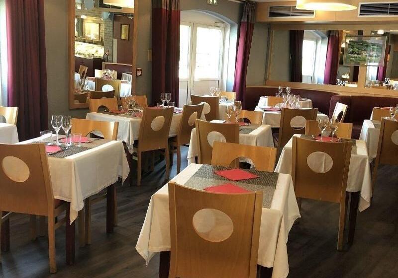 هتل Donibane Saint Jean De Luz