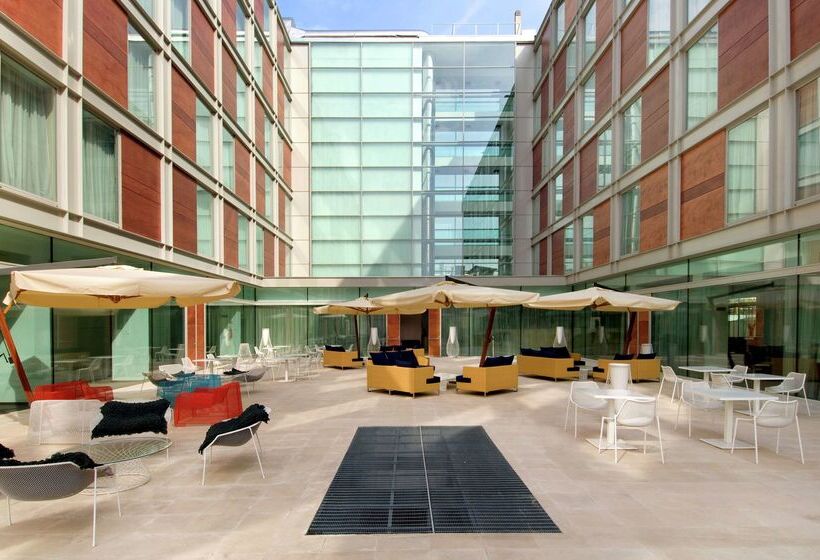 酒店 Doubletree By Hilton Milan