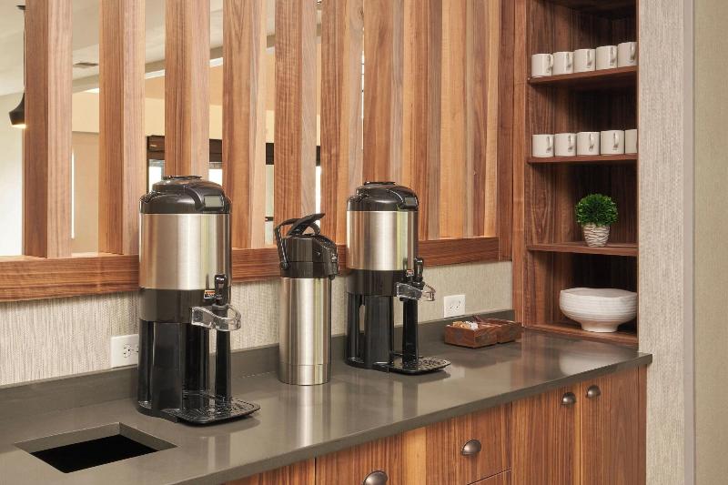 هتل Four Points By Sheraton Chicago Schaumburg