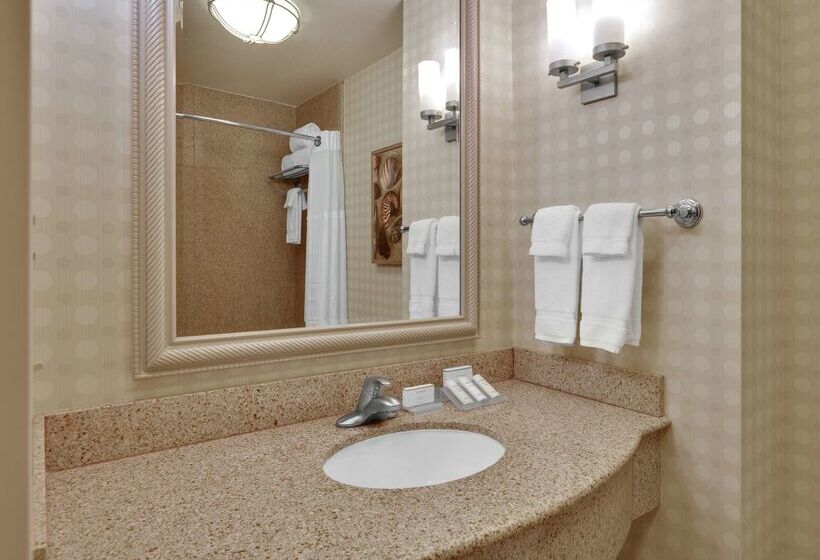 هتل Hilton Garden Inn San Diego Del Mar