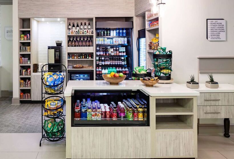 هتل Hilton Garden Inn San Diego  Rancho Bernardo