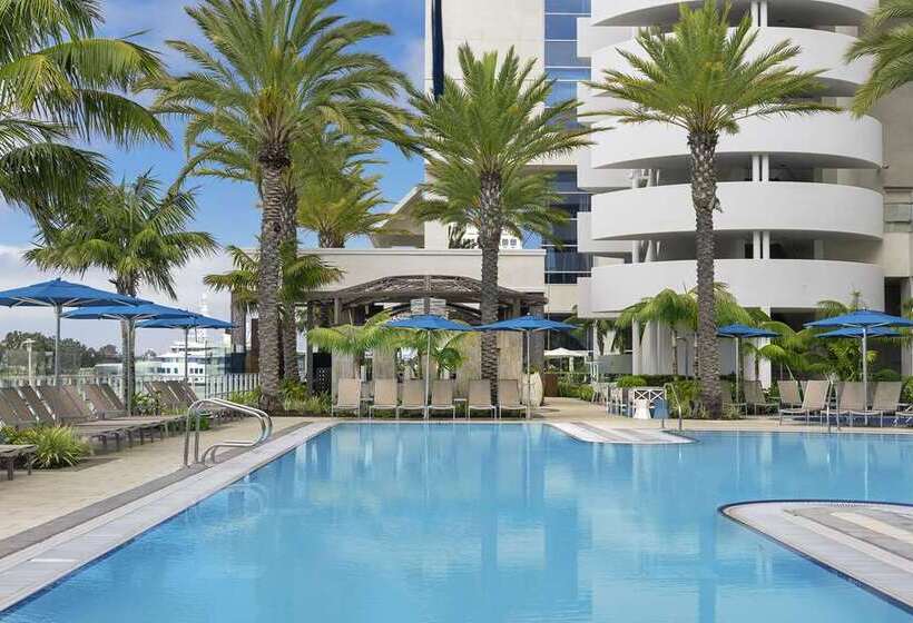 هتل Hilton San Diego Bayfront