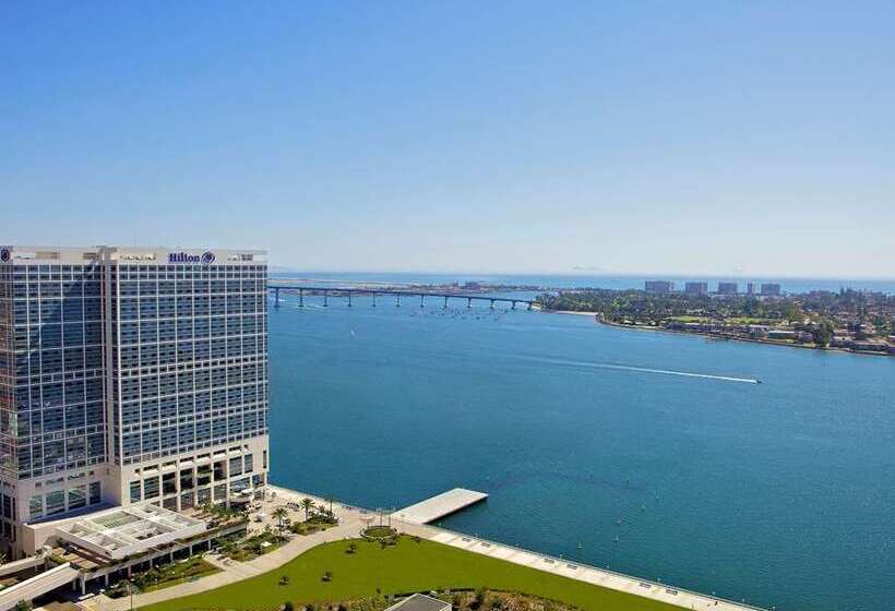 هتل Hilton San Diego Bayfront
