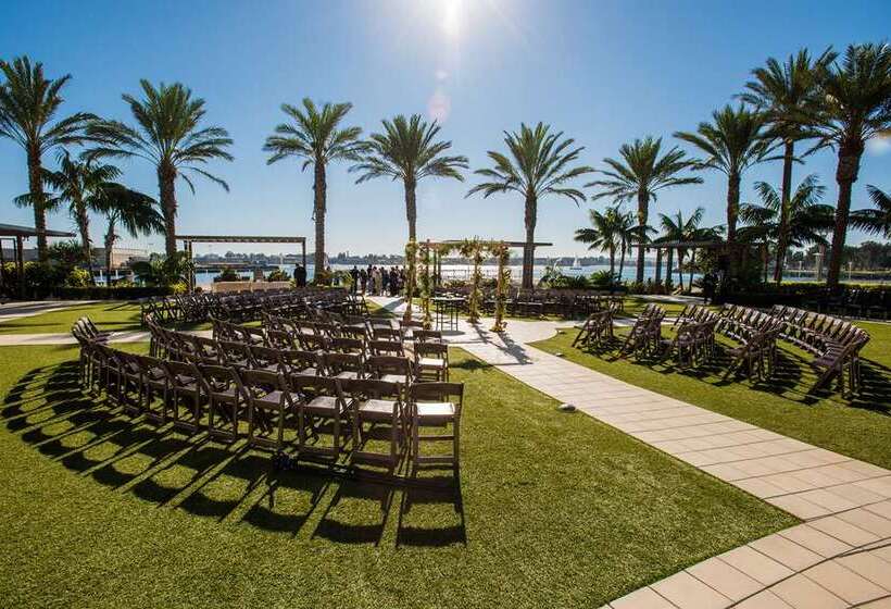 هتل Hilton San Diego Bayfront