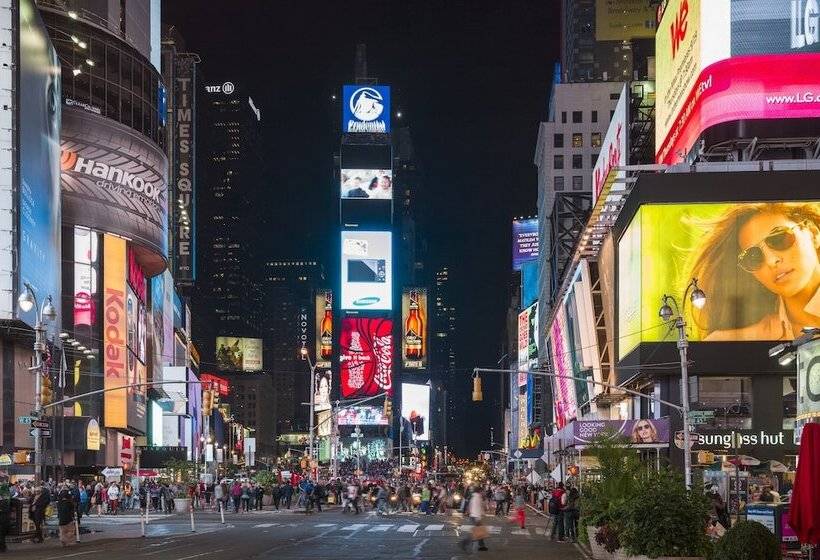 Hotel Holiday Inn Express Times Square, An Ihg