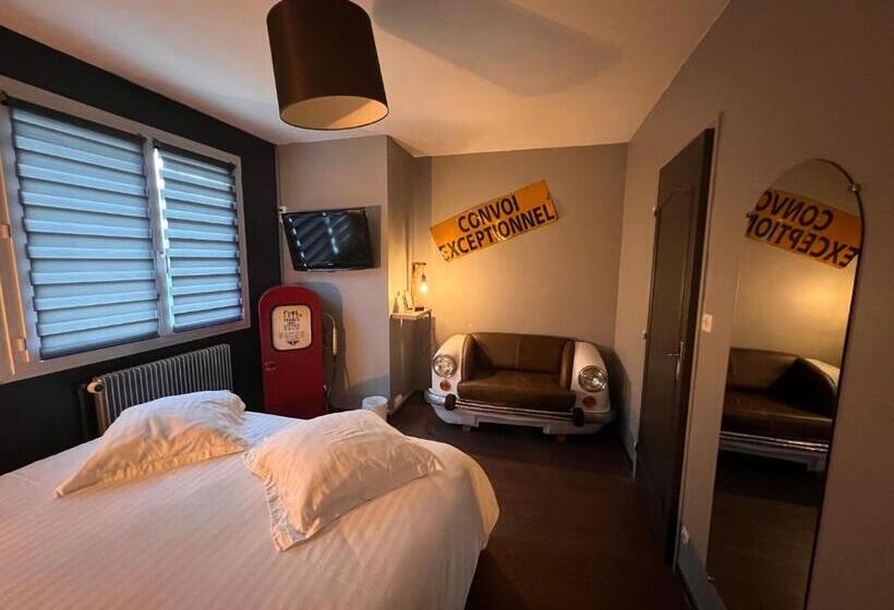Отель Hôtel Parc Adélie   Logis Hôtels