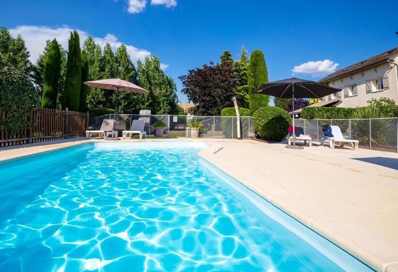 Отель Hôtel Parc Adélie   Logis Hôtels