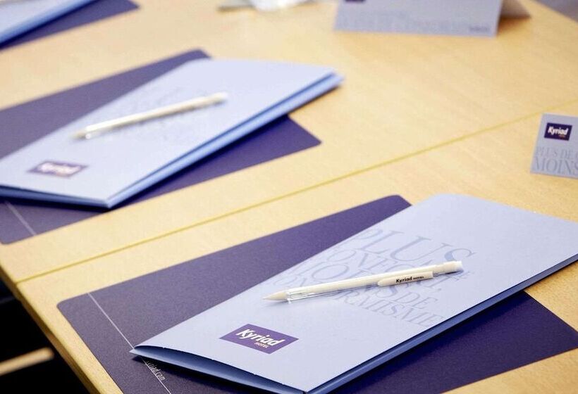 호텔 Kyriad Quimper  Pontl Abbe