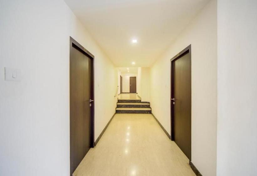 Отель Capital O 78164 Akshaya Business