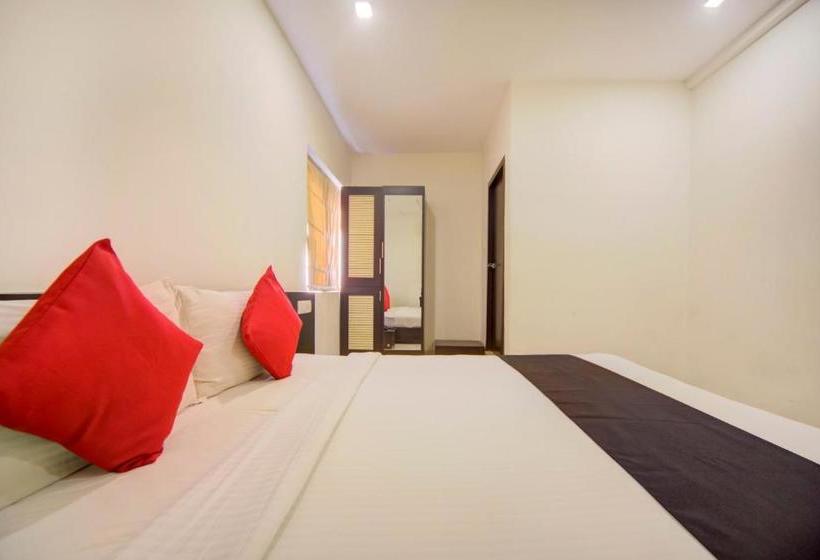 Отель Capital O 78164 Akshaya Business