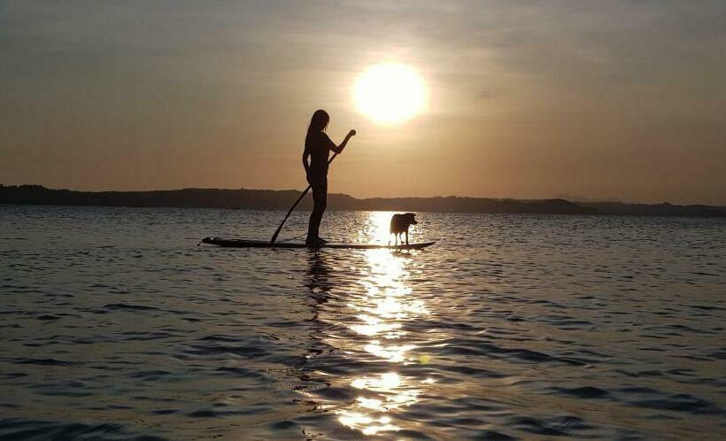 בית מלון כפרי Ombak Resort At Ekas , A Luxury Surf And Kite Surf Destination