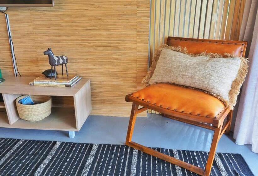 Пансион Fever Tree Guesthouse