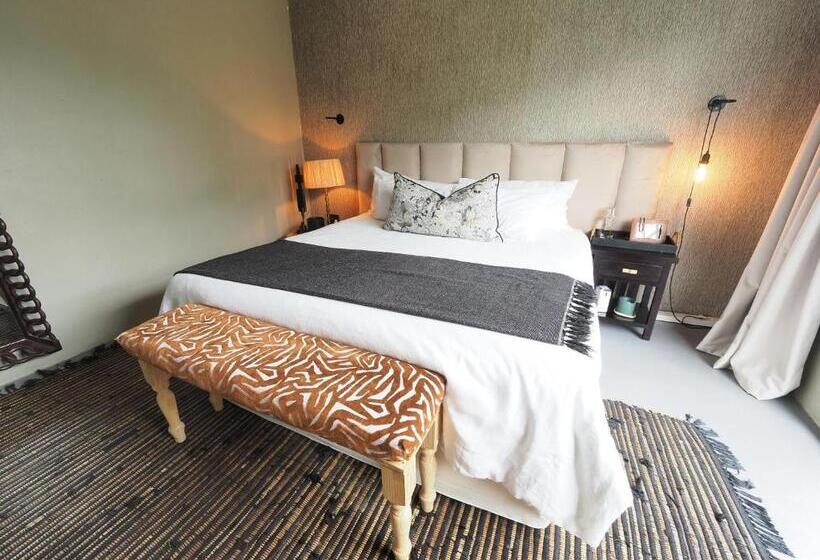 Пансион Fever Tree Guesthouse