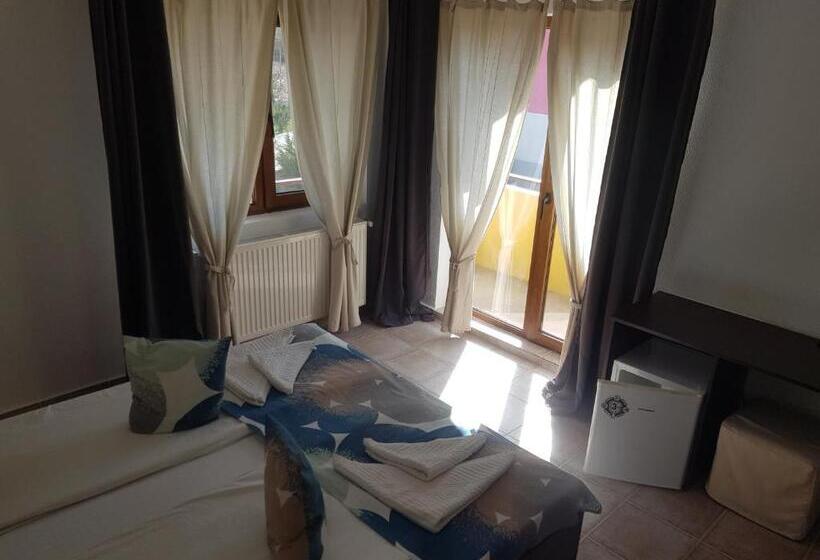 پانسیون Vila Eclipse Mamaia Nord