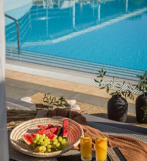 Avithos Resort