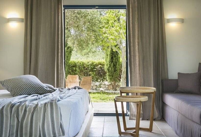 Avithos Resort