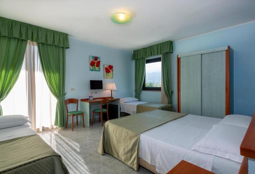 هتل Atlantis Palace