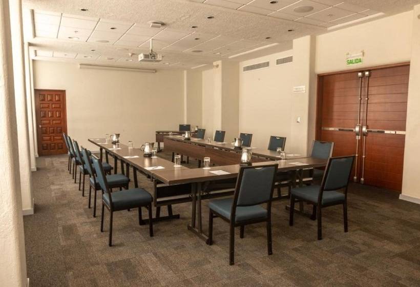 בית מלון כפרי Casa Andina Premium Miraflores