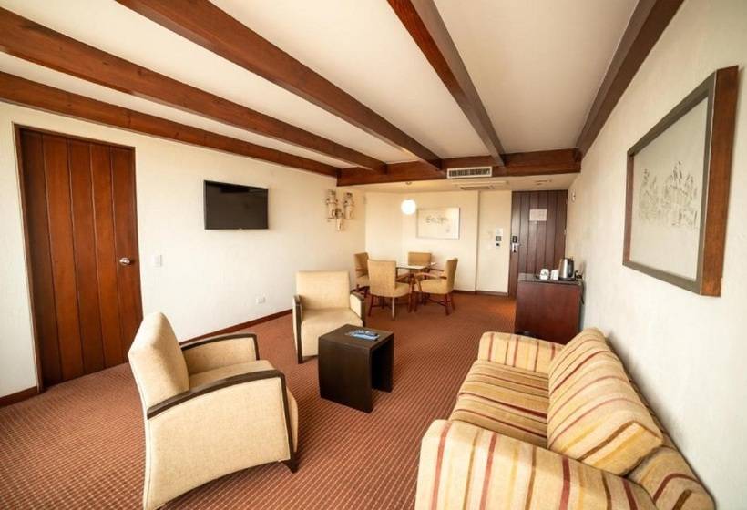 בית מלון כפרי Casa Andina Premium Miraflores